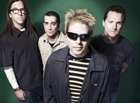 Gamlekara i The Offspring gir bort en hel låt til oss (foto: Myspace)