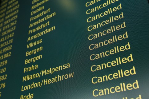 Alle fly til og Oslo ble stoppa tidligere i dag (foto: Erlend Aas / Scanpix)