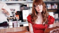 Jenny Lewis avlyser