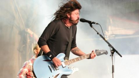 Foo Fighters sparer ikke på kreftene (foto: NRK/Anette Berentsen)