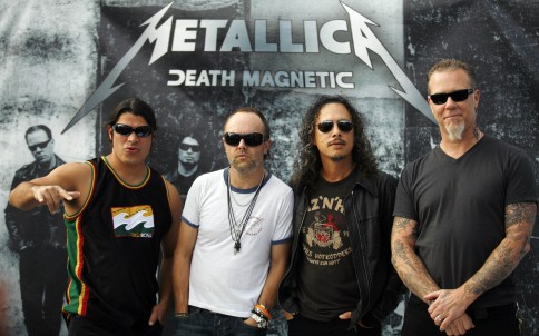 Metallica inntar spektrum i morgen. Vi mimrer. Foto: Scanpix