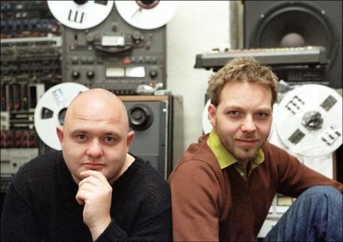 Mikkas Skulstad (t.h.) og hans makker Lars B (foto: myspace.com/djumasoundsystem)