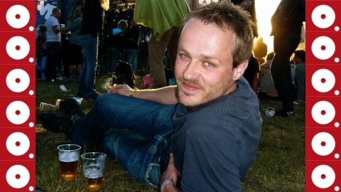 Thomas roer ned på festival med Mastodon og et par øl.
