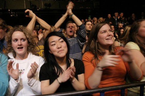Publikum på Dugnad-konserten, Oslo, 2006 (foto: Scanpix)