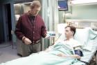 Dr. House (Hugh Laurie) forsøker å finne ut av hva som feiler